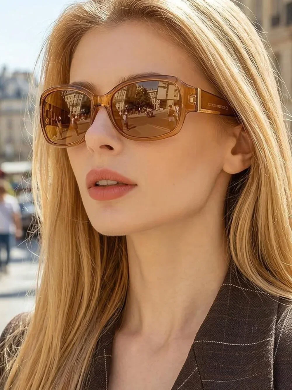 Trendy Women's Polarized Sunglasses - Lightweight Curved Design UV400 Protection